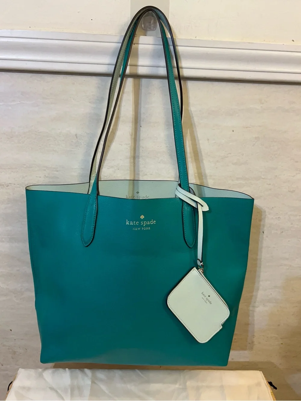 Kate Spade New York Ava Reversible Tote. Dual Tone Design